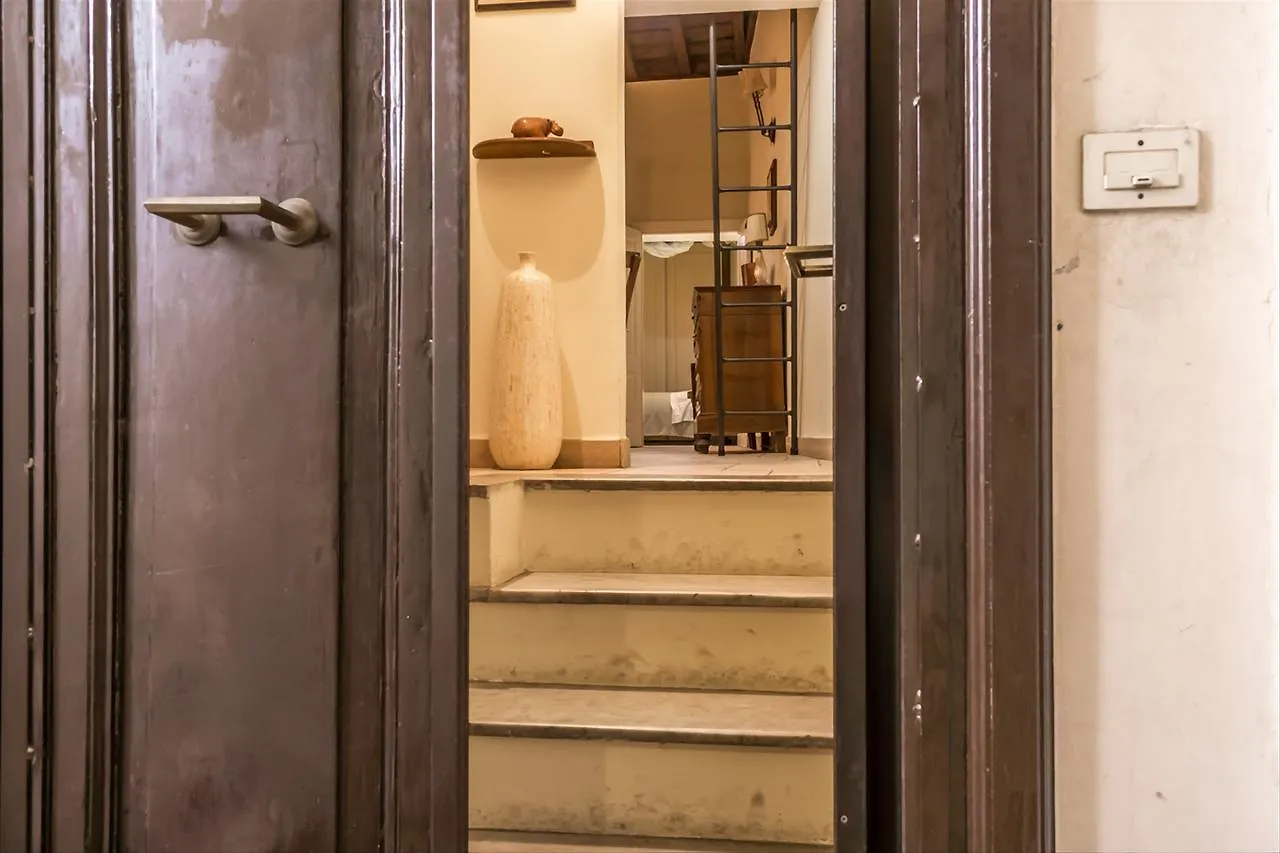 アパート Palazzo Farnese Historical Home ローマ イタリア